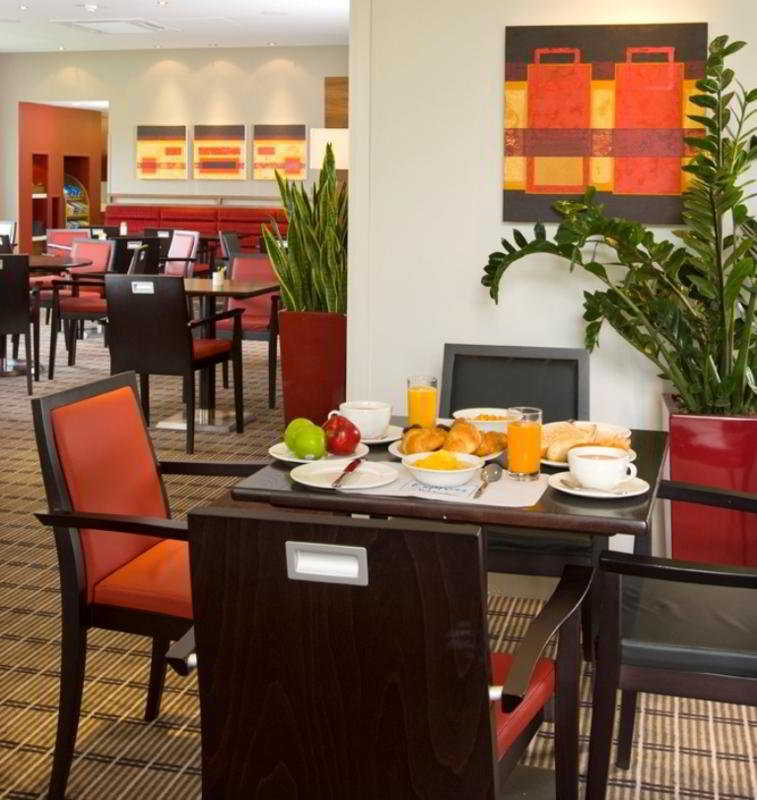 ฮอลิเดย์ อินน์ เอกซ์เพรส ลอนดอน - ดาร์ตฟอร์ด ดาร์ทฟอร์ด ร้านอาหาร รูปภาพ